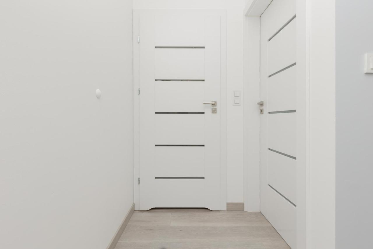 Cozy Apartment With Parking Bakalarska By Noclegi Renters วอร์ซอ ภายนอก รูปภาพ